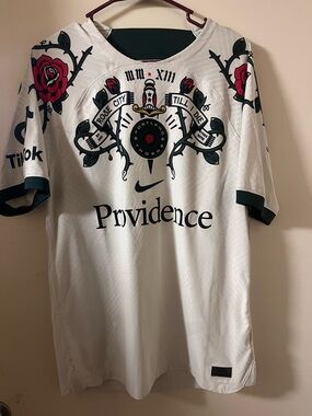 NWOT Nike White Portland Thorns Floral Crest Away Soccer Jersey